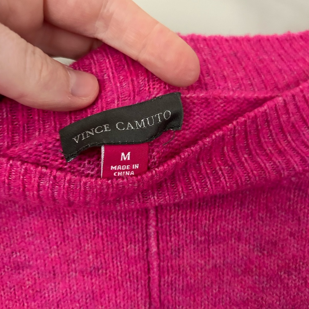 Pink sweater - Picture 2 of 2